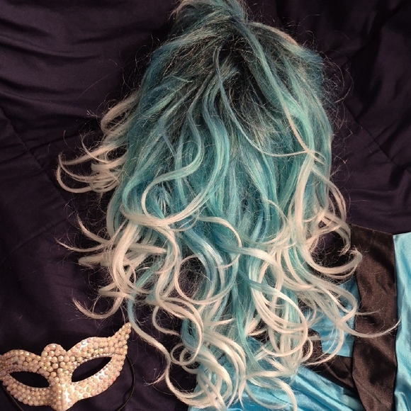 Kids Blue Dragon Geisha Costume in Blue and Black - Picture 5 of 7